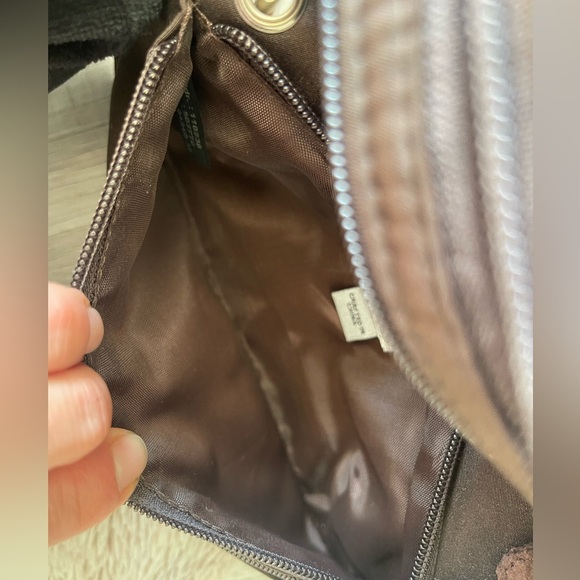 Wilson’s Leather mini bag. - Picture 9 of 16